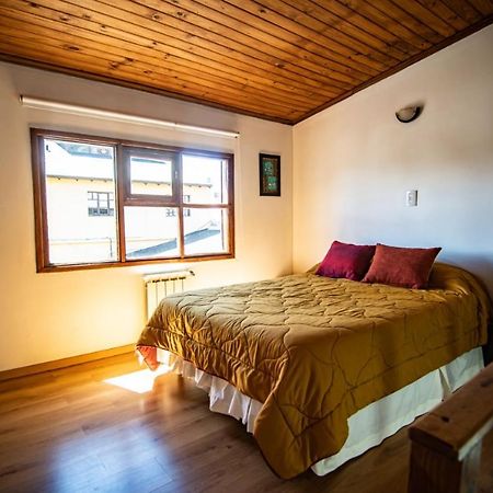 Las Avutardas Hosteria El Calafate Esterno foto