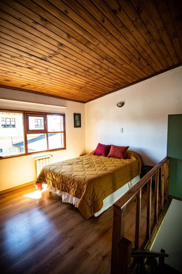 Las Avutardas Hosteria El Calafate Esterno foto