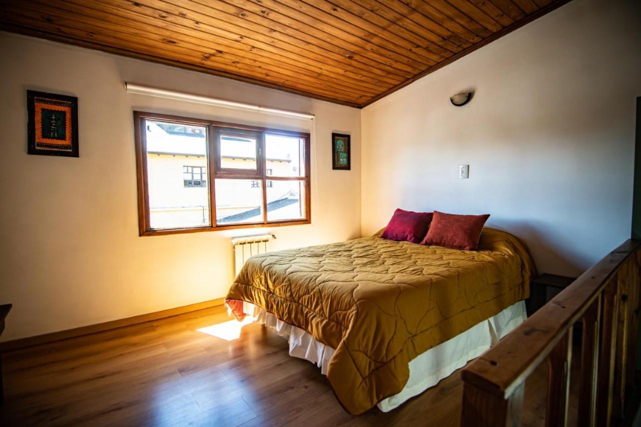 Las Avutardas Hosteria El Calafate Esterno foto